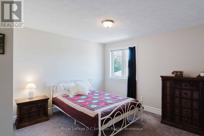 482 Creekwood Drive — photo 33 of 40