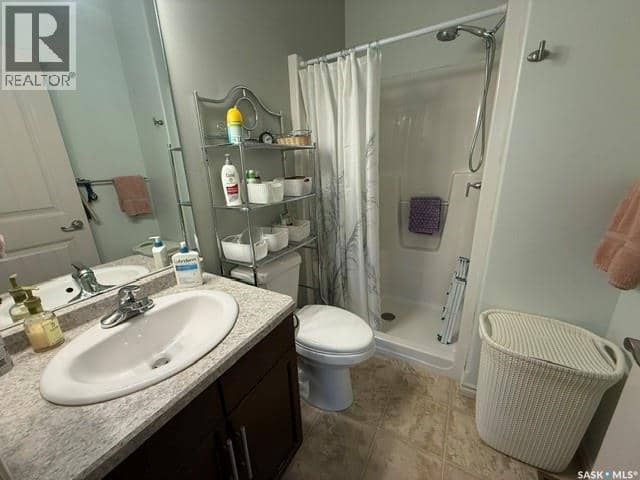 2 - 550 Southwood DRIVE — photo 16 of 28