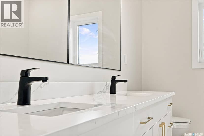 824 Ballesteros CRESCENT — photo 32 of 40