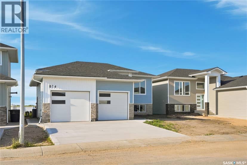 824 Ballesteros CRESCENT — photo 1 of 40