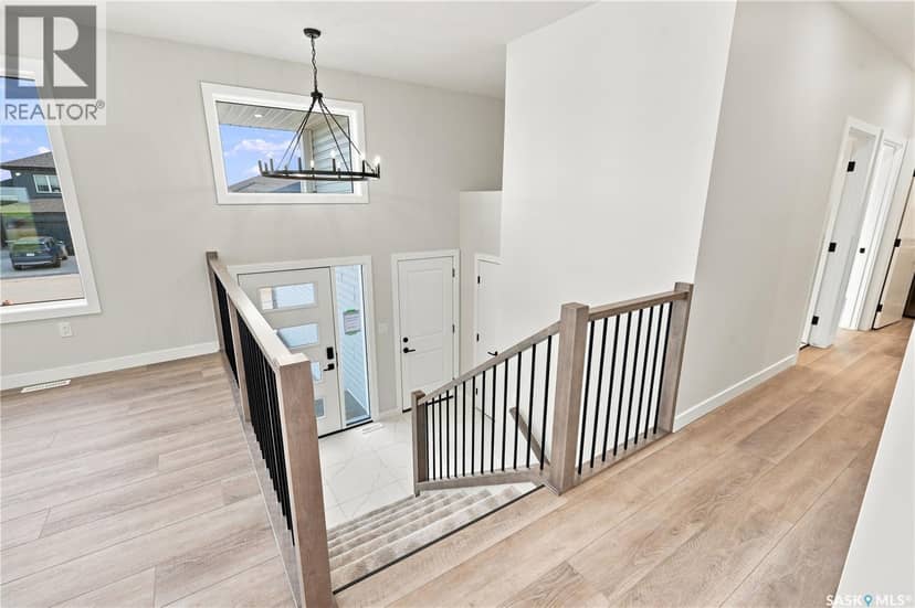 824 Ballesteros CRESCENT — photo 4 of 40