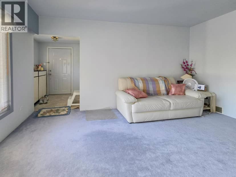 2920 GRAVELEY STREET, Vancouver, photo 8