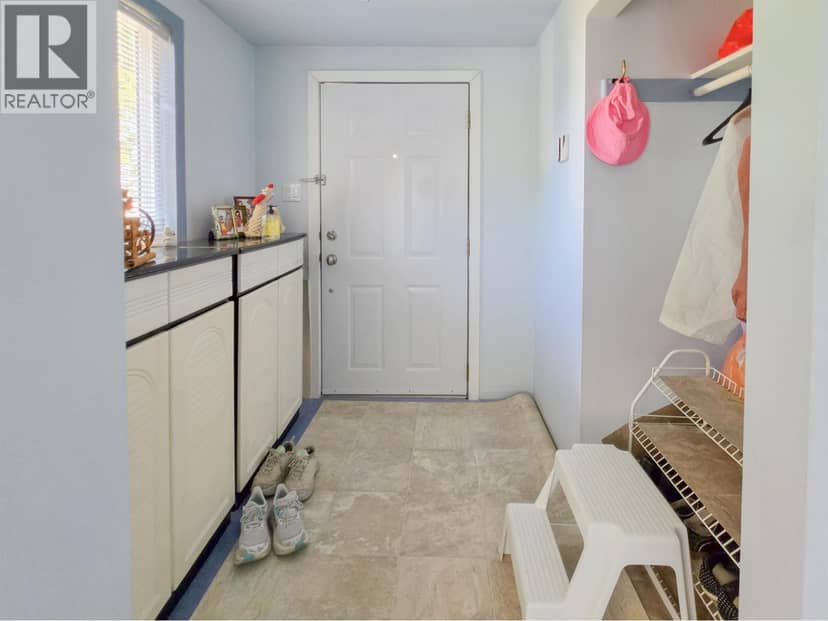 2920 GRAVELEY STREET, Vancouver, photo 3