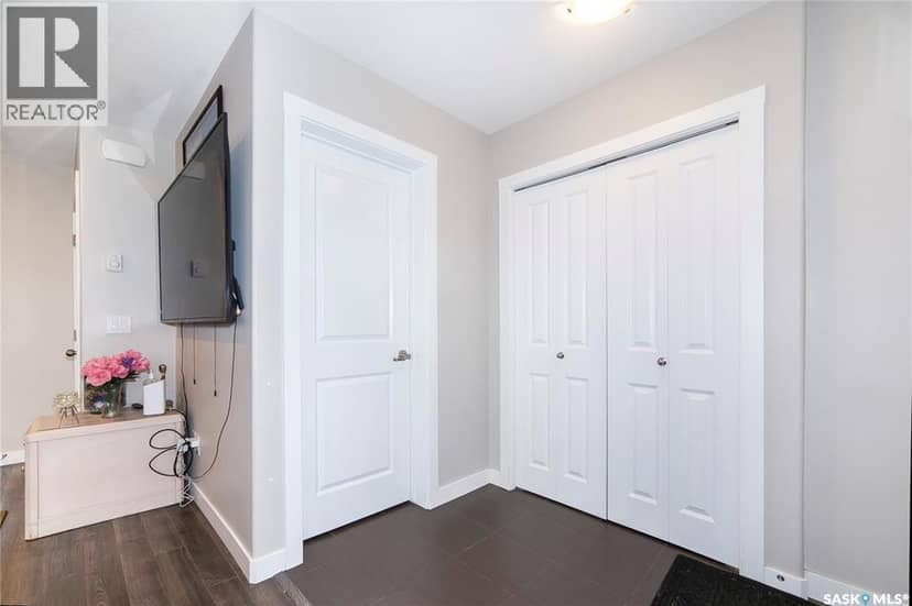 155 Marlatte CRESCENT — photo 4 of 40