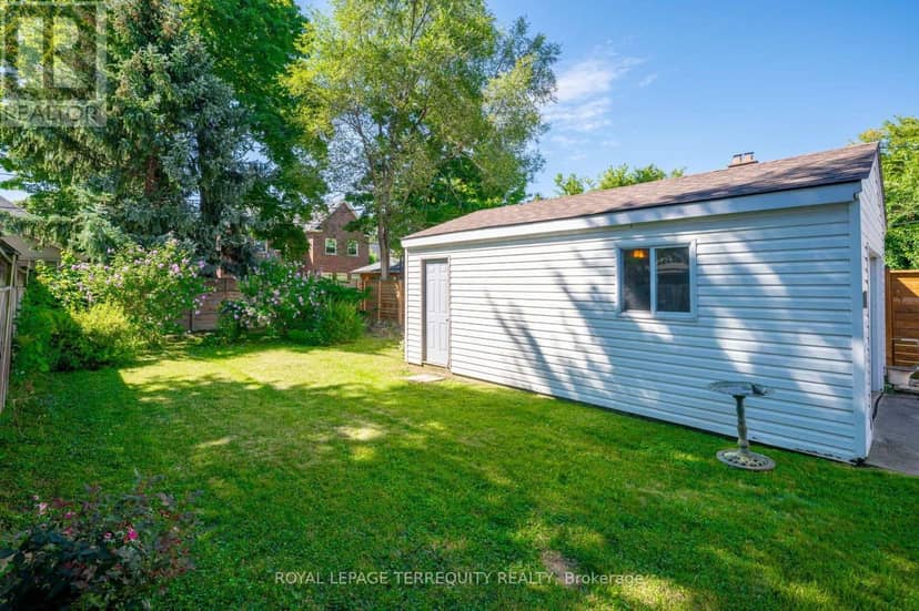 2307 Lawrence Avenue W — photo 30 of 37