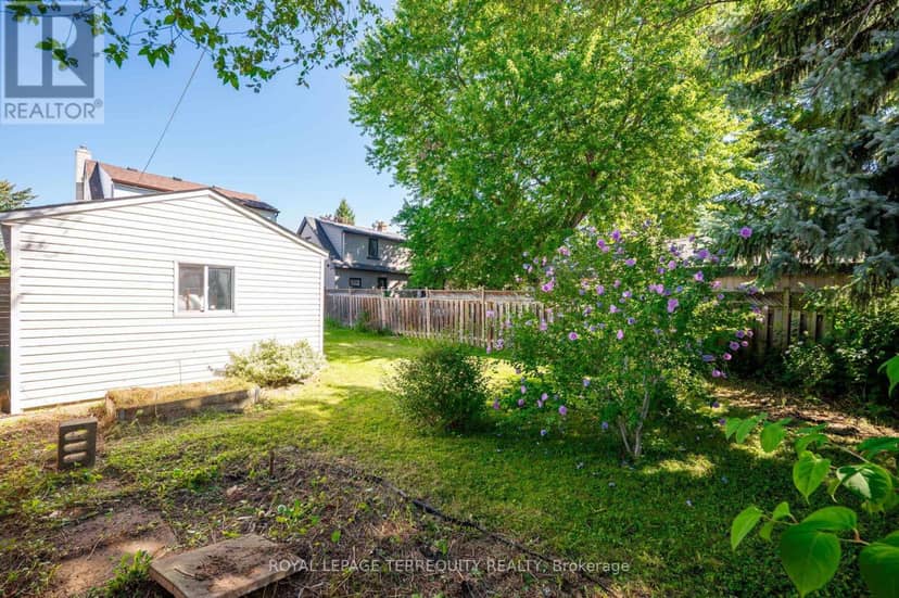 2307 Lawrence Avenue W — photo 31 of 37