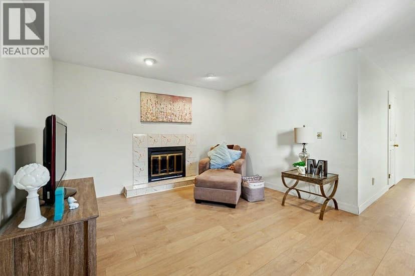 3630 CAMBRIDGE STREET, Vancouver, photo 2