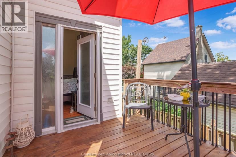 203 McIntyre STREET — photo 37 of 40