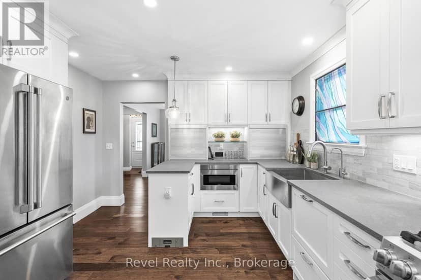 745 Crawford Drive — photo 14 of 40