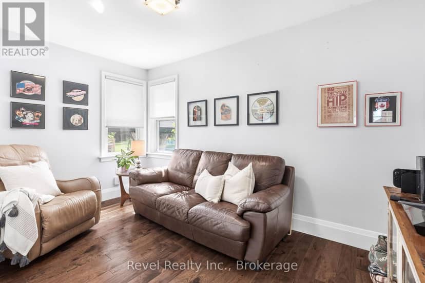 745 Crawford Drive — photo 18 of 40