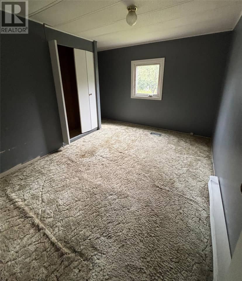 17 Winsor Drive — photo 12 of 12