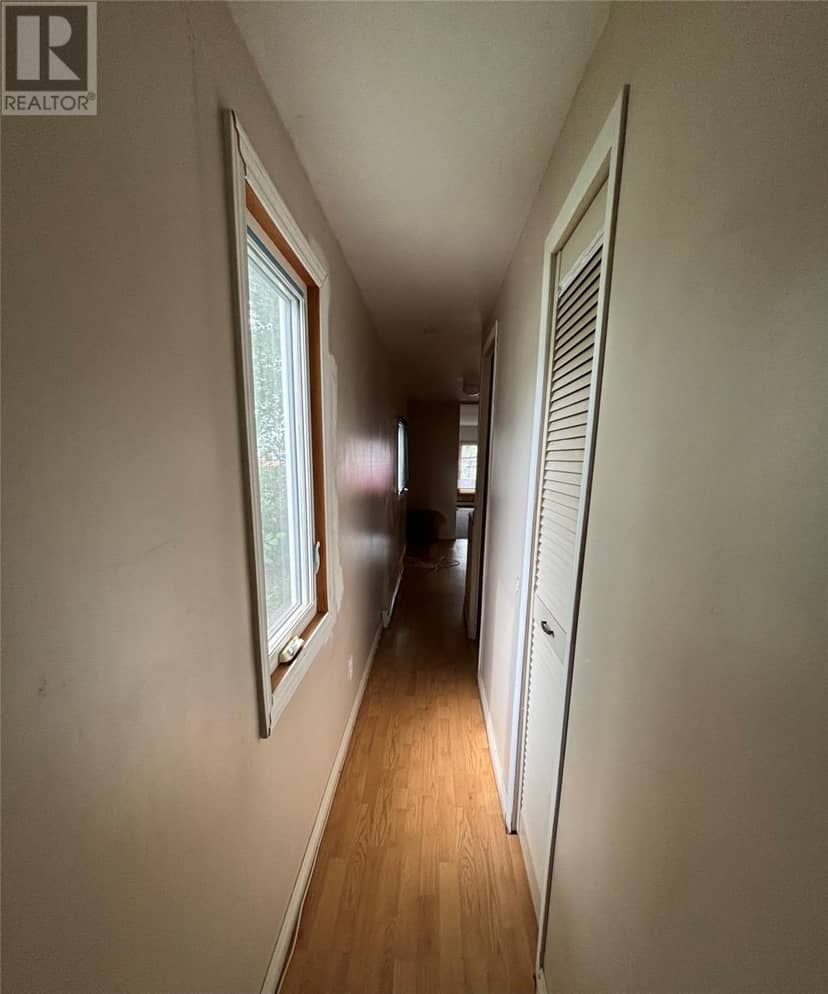 17 Winsor Drive — photo 8 of 12