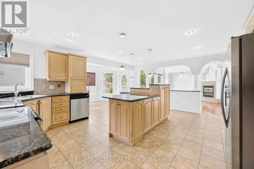 35 Blackshire Circle — photo 15 of 40