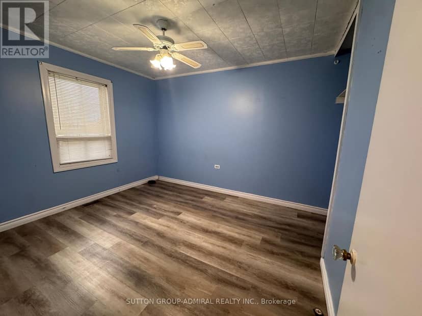 305 Crowland Avenue — photo 11 of 22