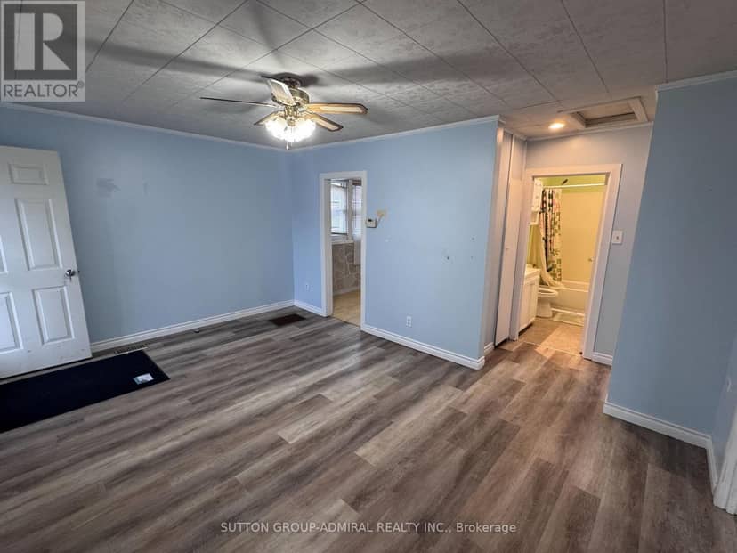 305 Crowland Avenue — photo 9 of 22