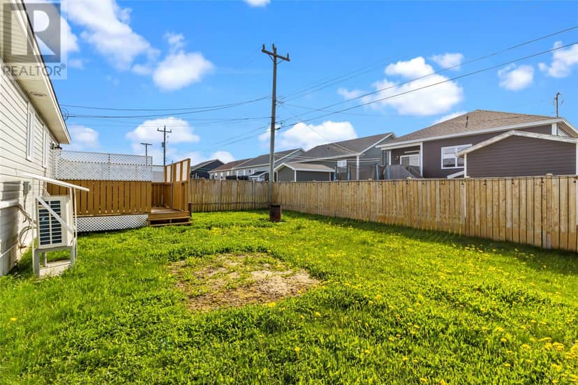 9 Mayfair Avenue — photo 3 of 26