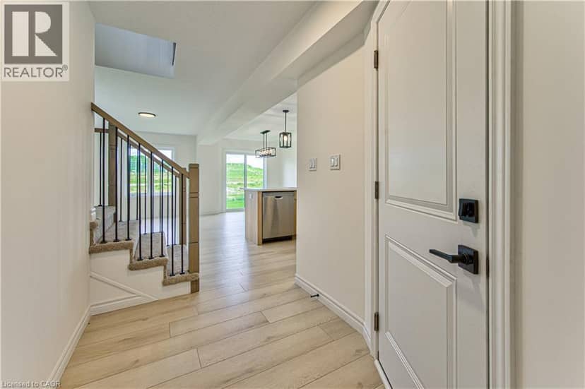91 ELSON Street — photo 4 of 14