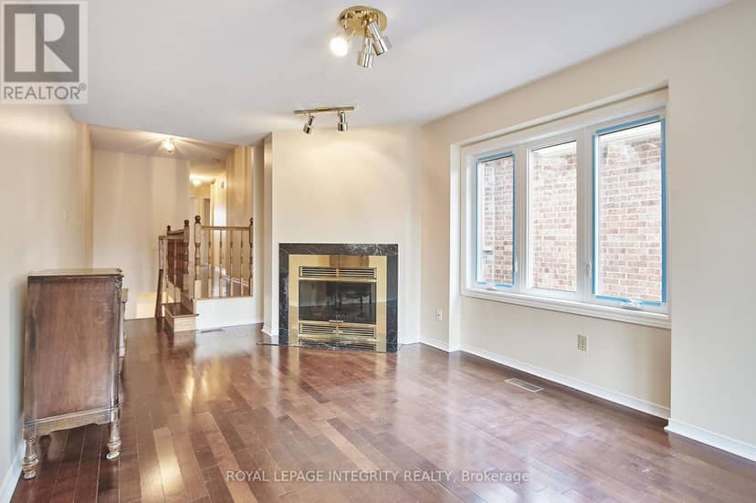 51 Havenhurst Crescent — photo 14 of 30