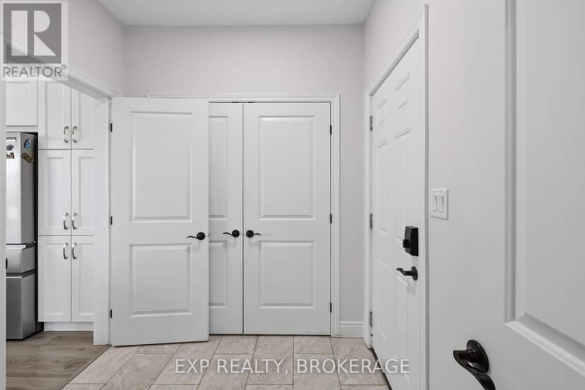 502 Beth Crescent — photo 19 of 40