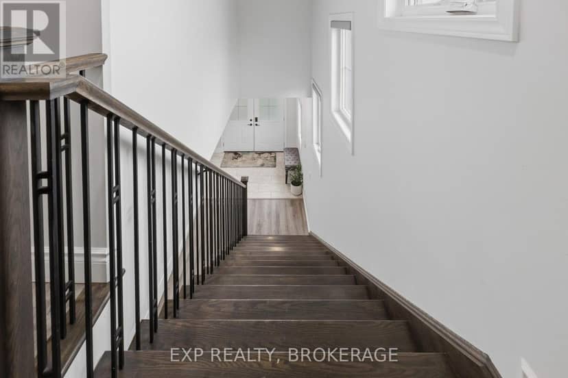 502 Beth Crescent — photo 23 of 40