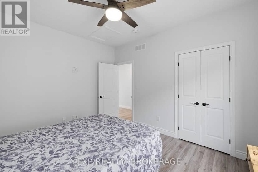 502 Beth Crescent — photo 33 of 40