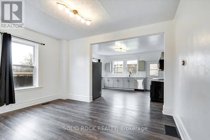 513 Romaine Street — photo 19 of 40