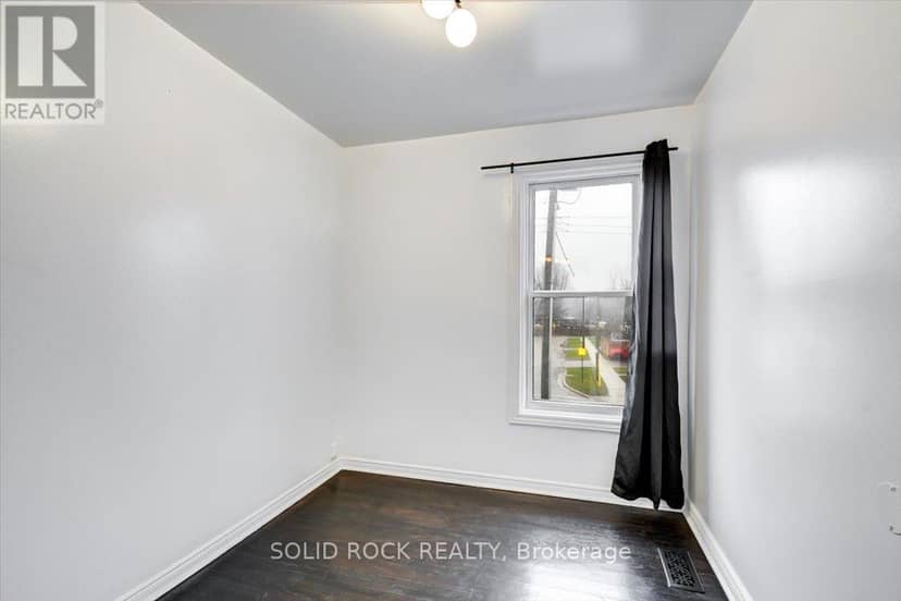 513 Romaine Street — photo 27 of 40