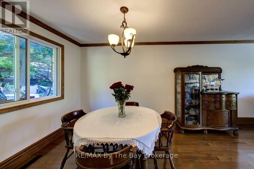 50 Hilltop Court — photo 7 of 40