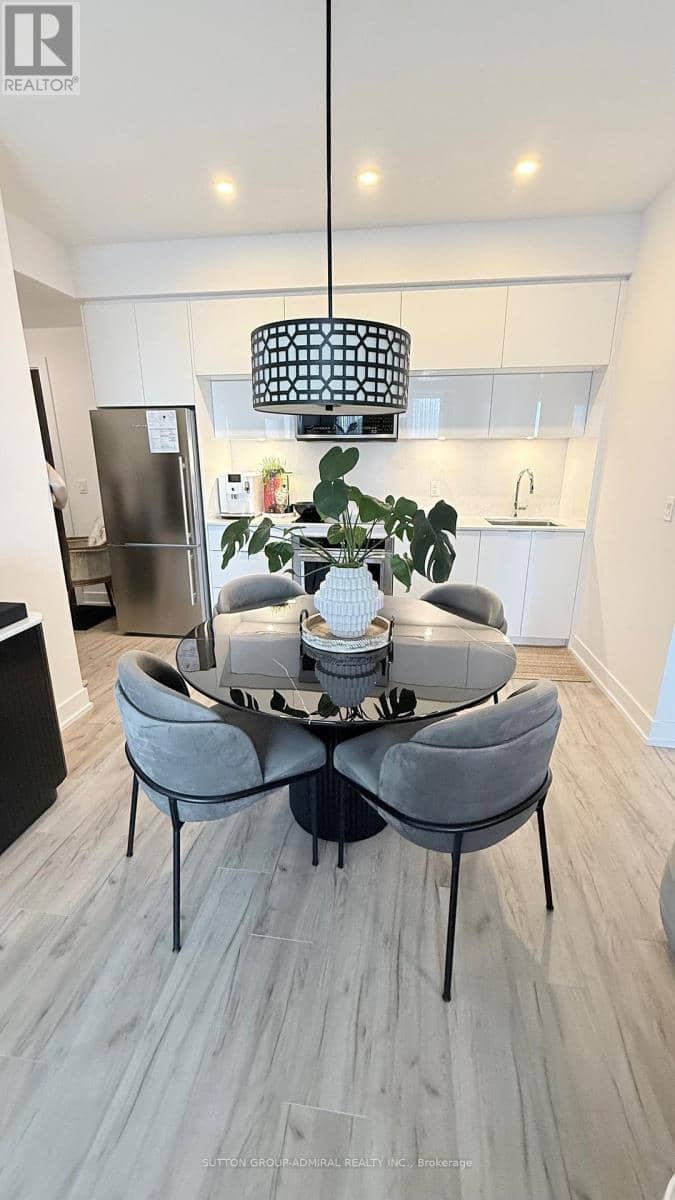 1630 - 25 Adra Grado Way — photo 6 of 37