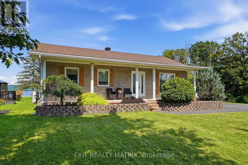 554 Front Road, Champlain, photo 3