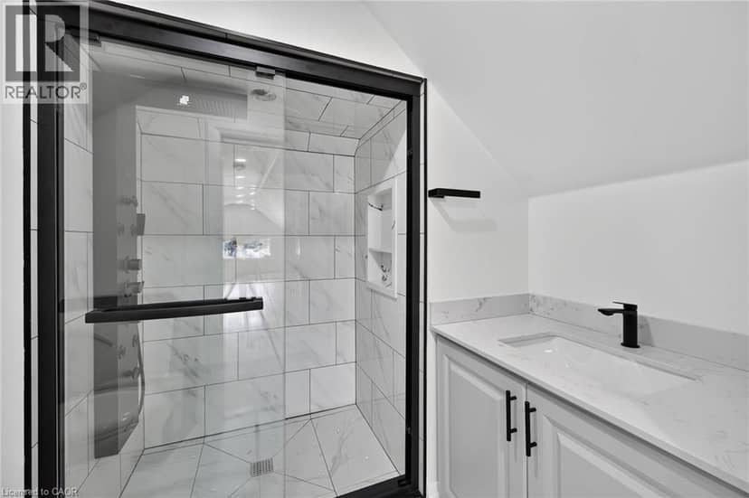 29 MCKINSTRY Street — photo 19 of 37