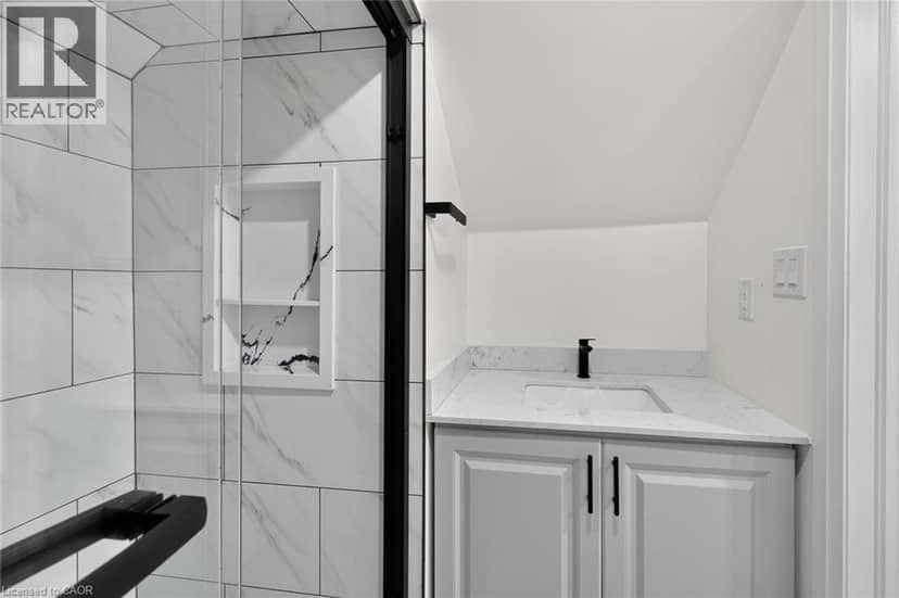29 MCKINSTRY Street — photo 20 of 37