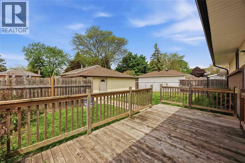5 Aberdeen Avenue — photo 27 of 36