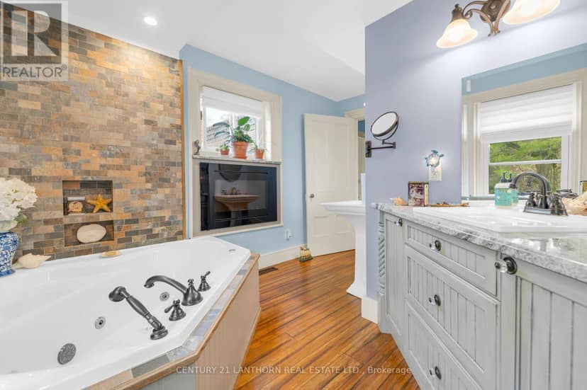 26 Nelson Street — photo 27 of 40