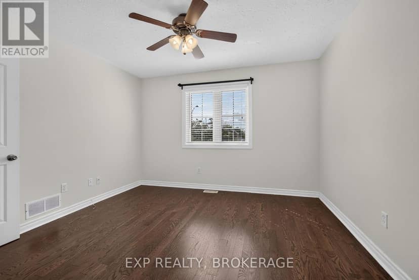 1896 Berrywood Crescent — photo 28 of 40