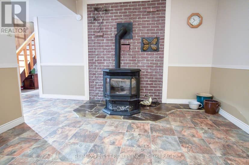 5895 Davey Drive — photo 20 of 40