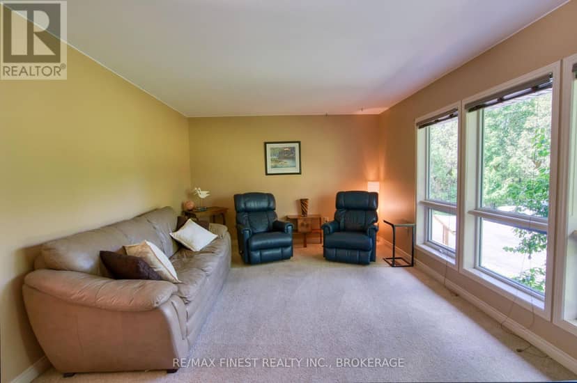 5895 Davey Drive — photo 6 of 40