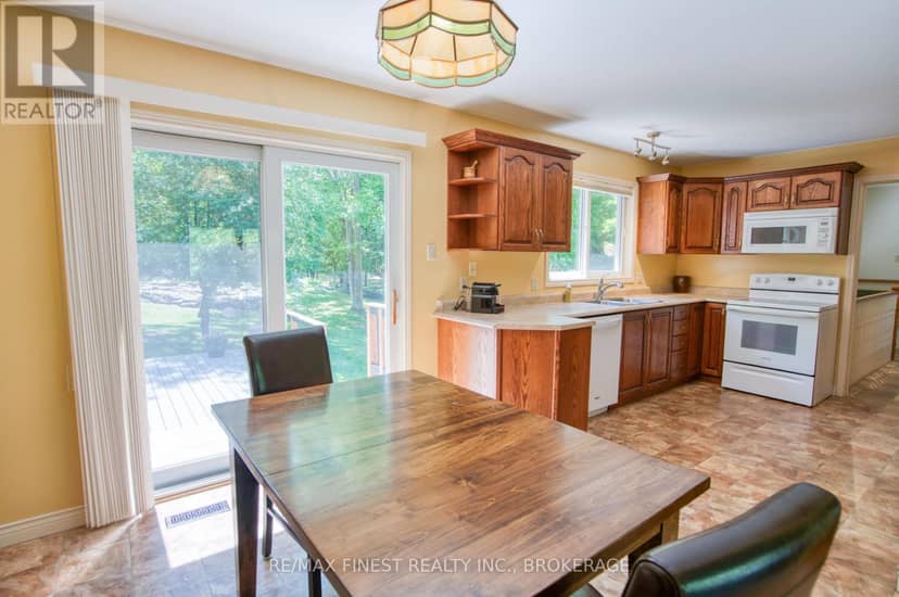 5895 Davey Drive — photo 8 of 40