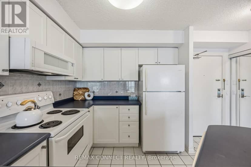 504 - 890 Sheppard Avenue W — photo 25 of 40