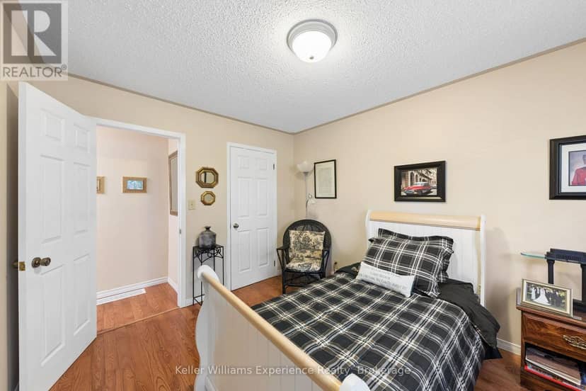6 Bonaventure Place — photo 13 of 31