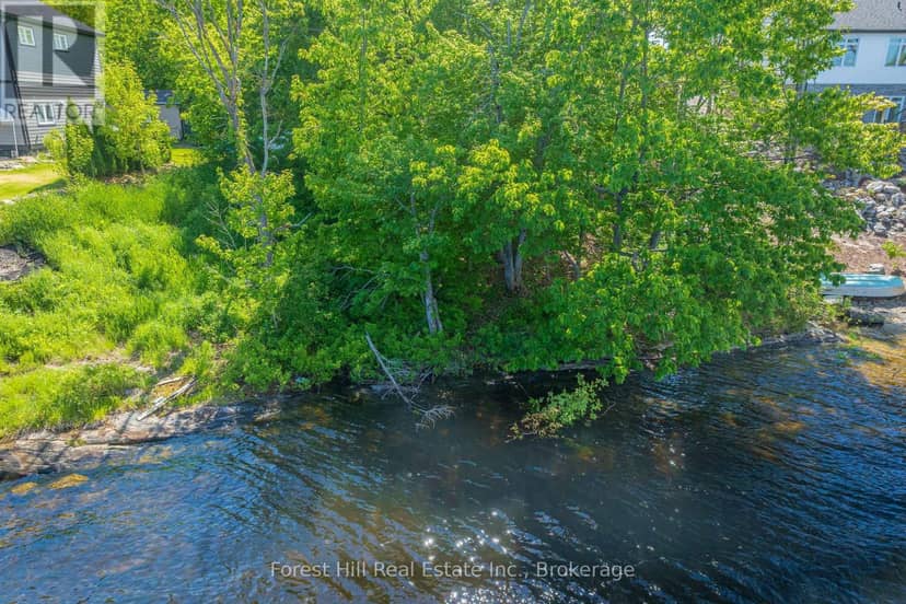 18 Hawkins Point Road — photo 15 of 34