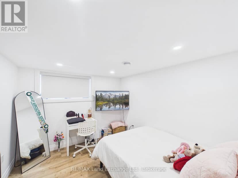 2 Park Street — photo 16 of 25