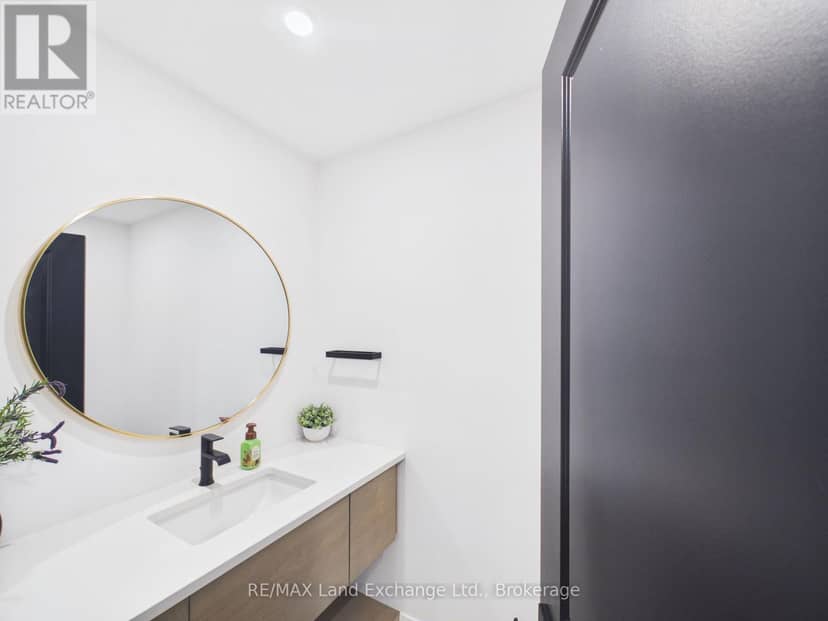 2 Park Street — photo 9 of 25