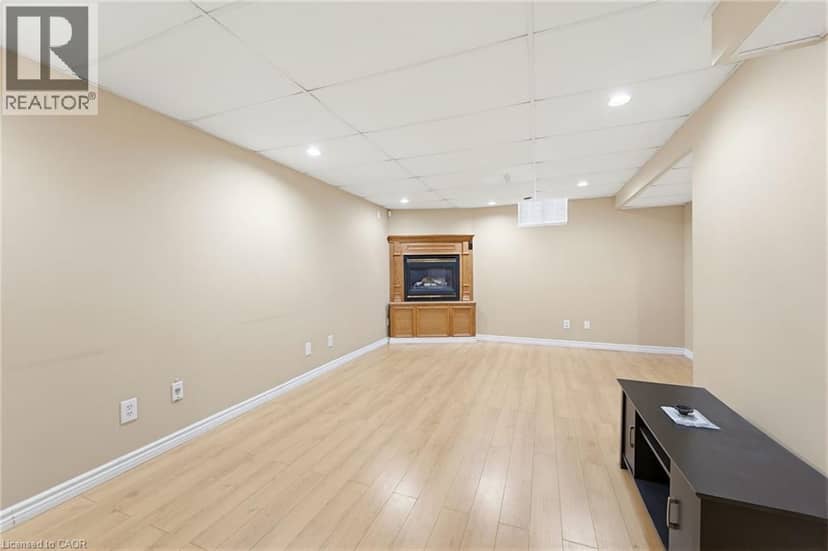 459 DICENZO Drive — photo 31 of 38