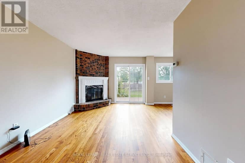37 Woodsview Avenue — photo 7 of 40