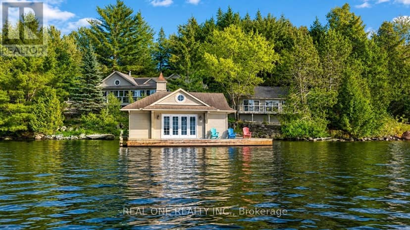 3013 Muskoka Road 117 — photo 1 of 34