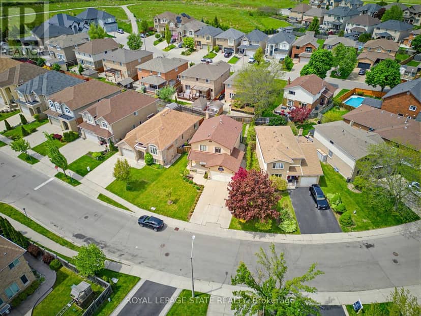 459 Dicenzo Drive, Hamilton, photo 4