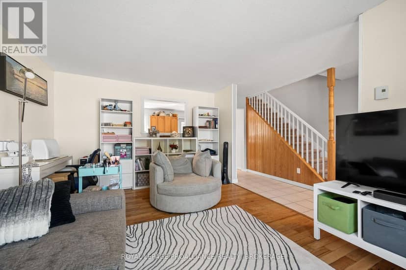 46 Rosemund Crescent, Kingston, photo 8