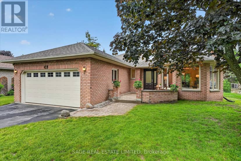 34 Patricia Place — photo 3 of 40