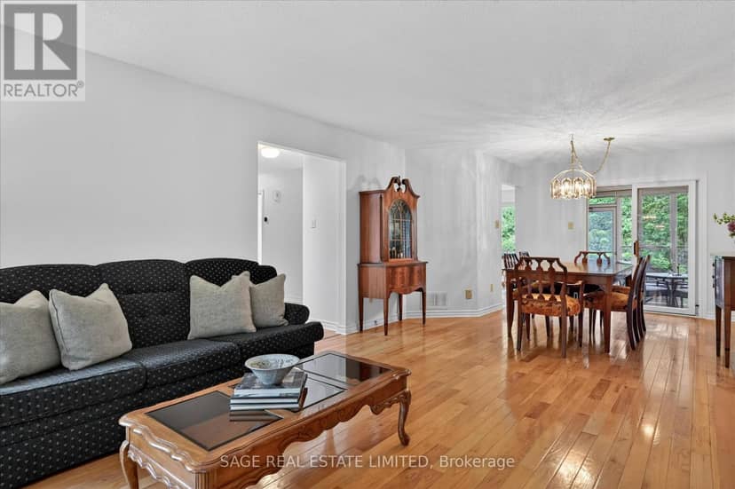 34 Patricia Place — photo 9 of 40